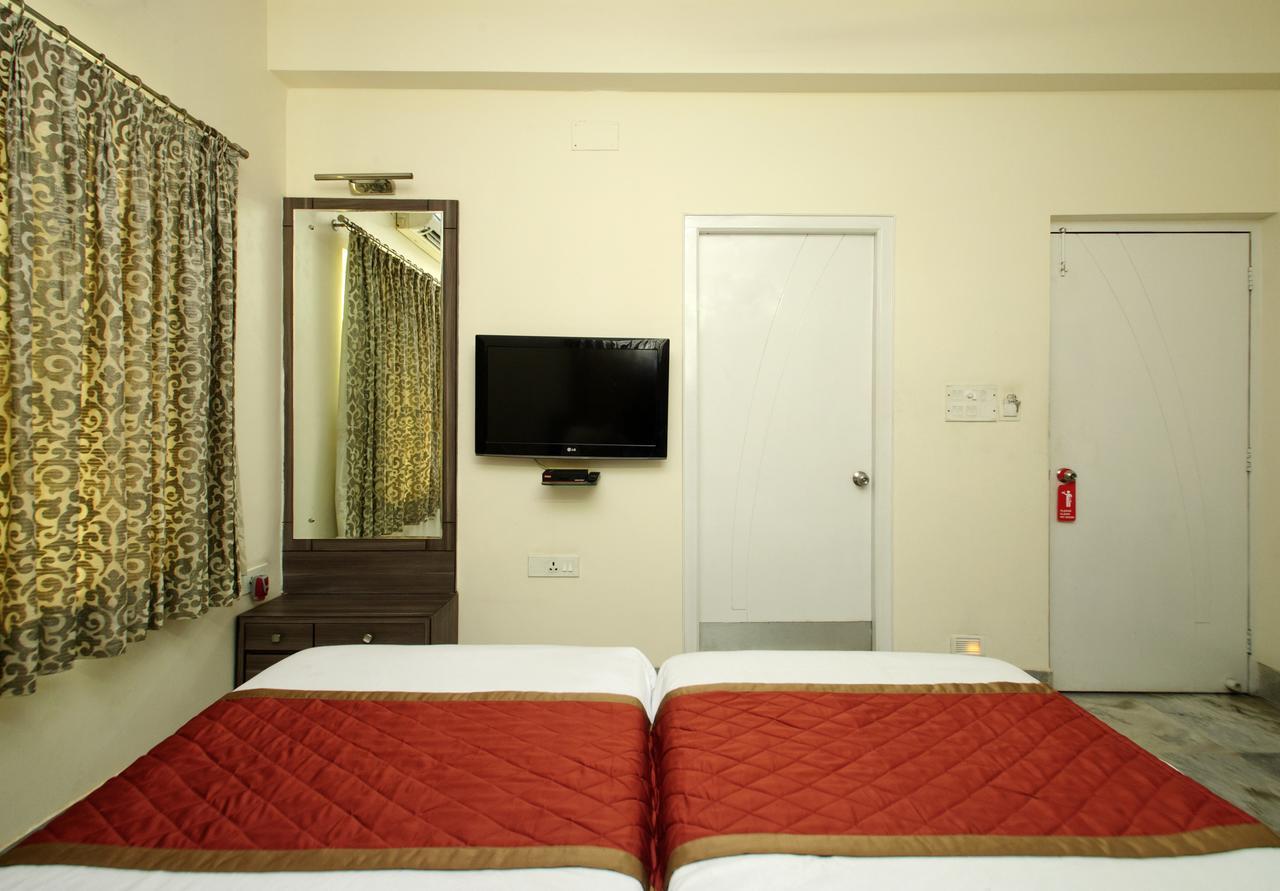 Oyo 3573 Salt Lake Sector 2 Kolkata Exterior photo